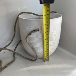 MUST SELL 🪴 cute matte white textured ceramic hanging plant flower planter boho coastal