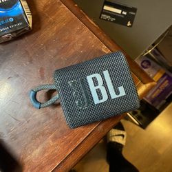 JBL go 3