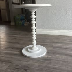 Round Side Table