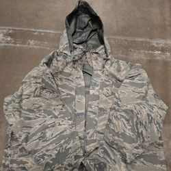 U S Af.  Goretex.   Parka