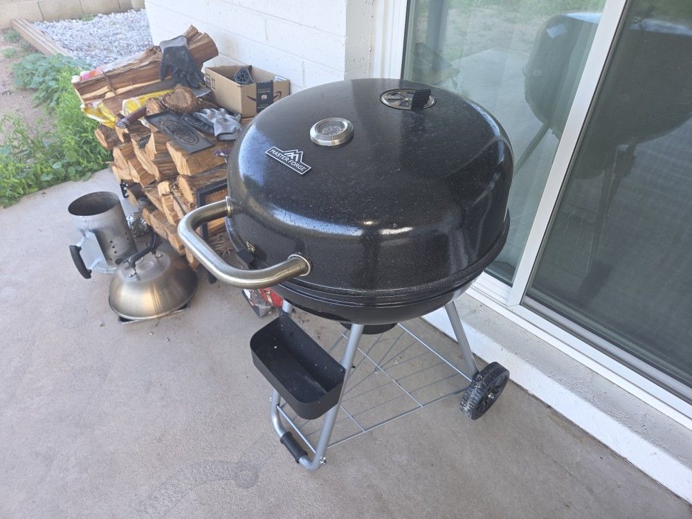 MasterForge 22" Charcoal Grill + Cast Iron Grate