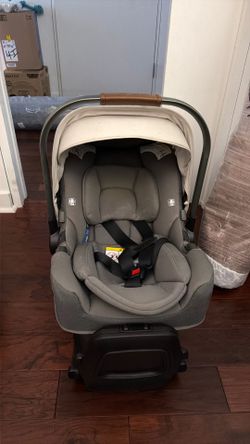 Nuna pipa rx + relx base infant car seat