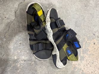 Nike Canyon Men's Sandal size 8