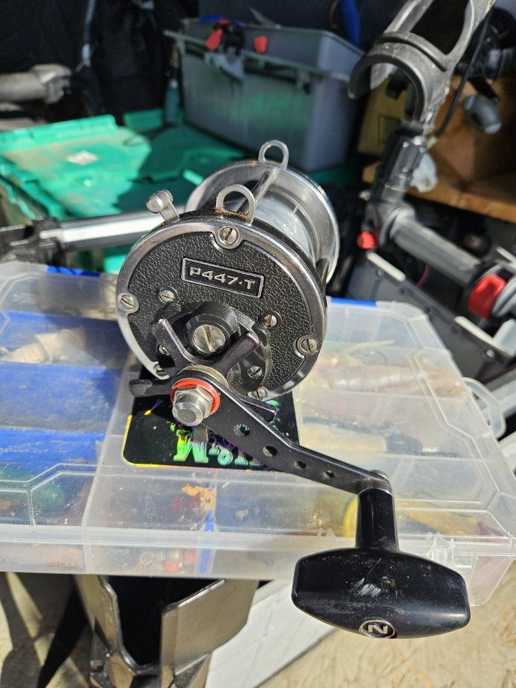 Newell P447-T Fishing Reel