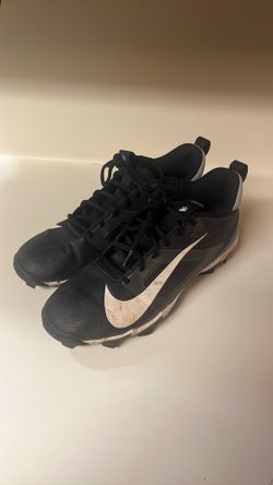 Nike Alpha Football Cleats