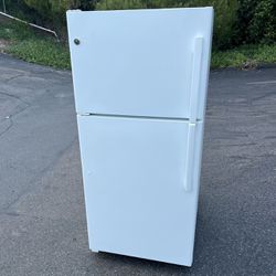Kitchen/garage Refrigerator (free Local Delivery)
