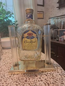 Vintage crown royal display cradle