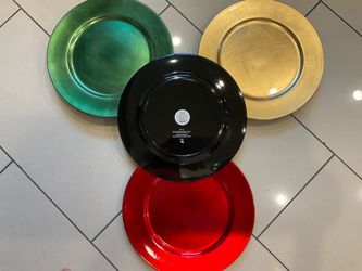 HOLIDAY CHARGERS