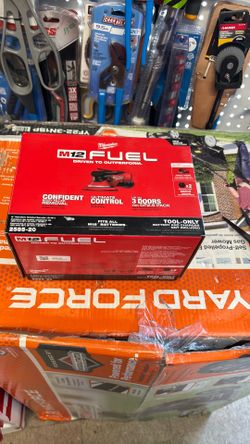 Milwaukee 2585-20 6inch random orbital sander 3/16inch