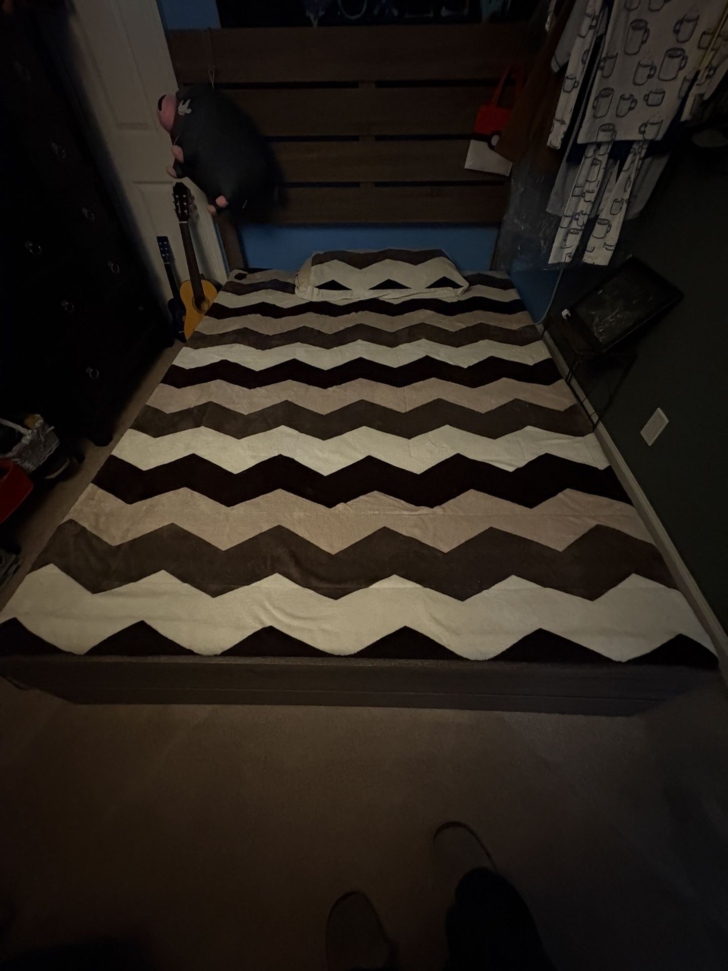 Queen Wooden Bed Frame With Box