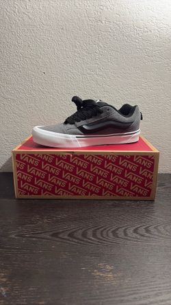 Grey chunky VANS size 9.5