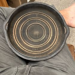 Black Cast Iron LID Griswold