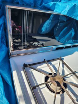 Tappan Series 110 Gas Stove