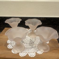 Set of 4 ~ Fidenza Primavera Rosa Satin pup cup Dessert Bowls 