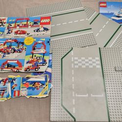 Vintage Lego Sets With Minifigures and Baseplates 