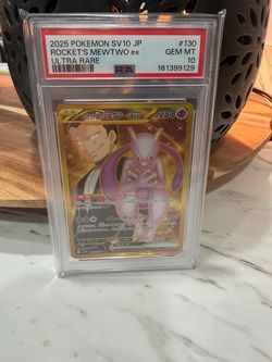 Rocket's Mewtwo Graded Pokemon Card