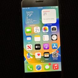 iPhone 8 128GB unlocked comes with case, charger and earphones. battery 86% percentage 
