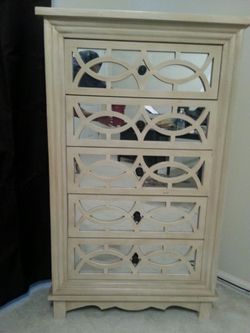 5 Mirror Drawer Chest.
