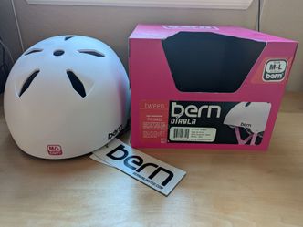 Brand New!! Kids HELMET-Bern Diabla-M-L