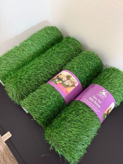 Faux Turf Table Runner – Set of 4