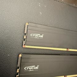 32GB 16x2 Crucial DDR5 Pro
