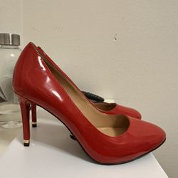 Brand New Micheal Micheal Kors heels 👠 