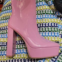 Pink Fashion Nova boots size 9