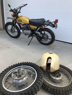 Casco Para Moto for Sale in Los Angeles, CA - OfferUp