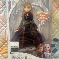 Disney Frozen 2 Singing Anna Fashion Doll with Music ( NEW ) 