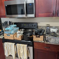 Take My Kitchen (Pyrex, Pots, Pans, Knives, Sharpeners, Rice Cooker, and Misc)