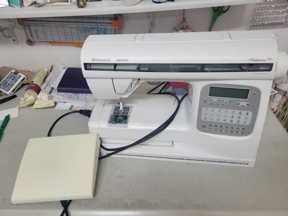 Sewing Machine Husqvarna Viking