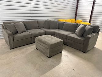Jonathan Louis Sectional With Ottoman