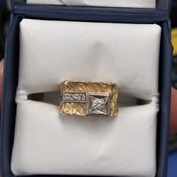 Gold And Natural Diamond Ring