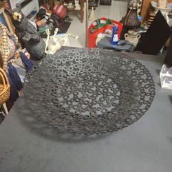 Large Welded Black Metal Washers Geometric Centerpiece Bowl 16"x2.25"H Mint Condition Looks New