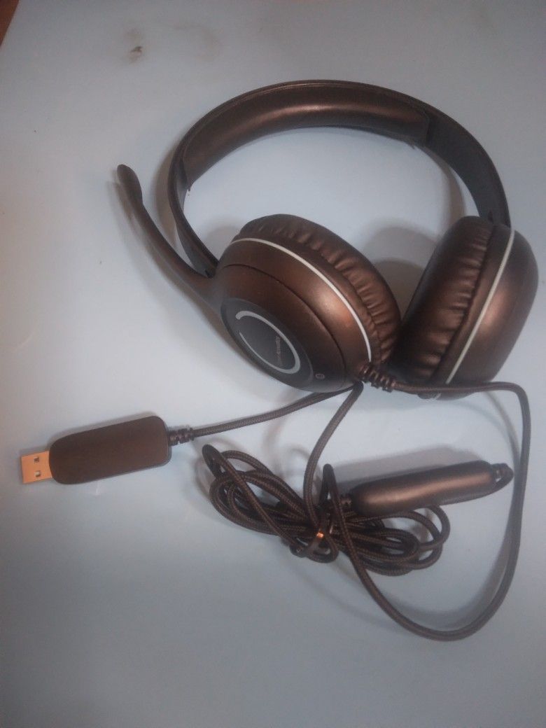 Cyber Accustic Headset USB Inline Controls Noise Canceling  PC And Mack Ac 5008