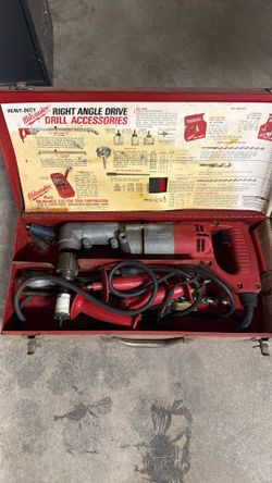 Milwaukee Right Angle Drill With Accessories
