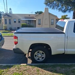 Toyota Tundra Bed Cover