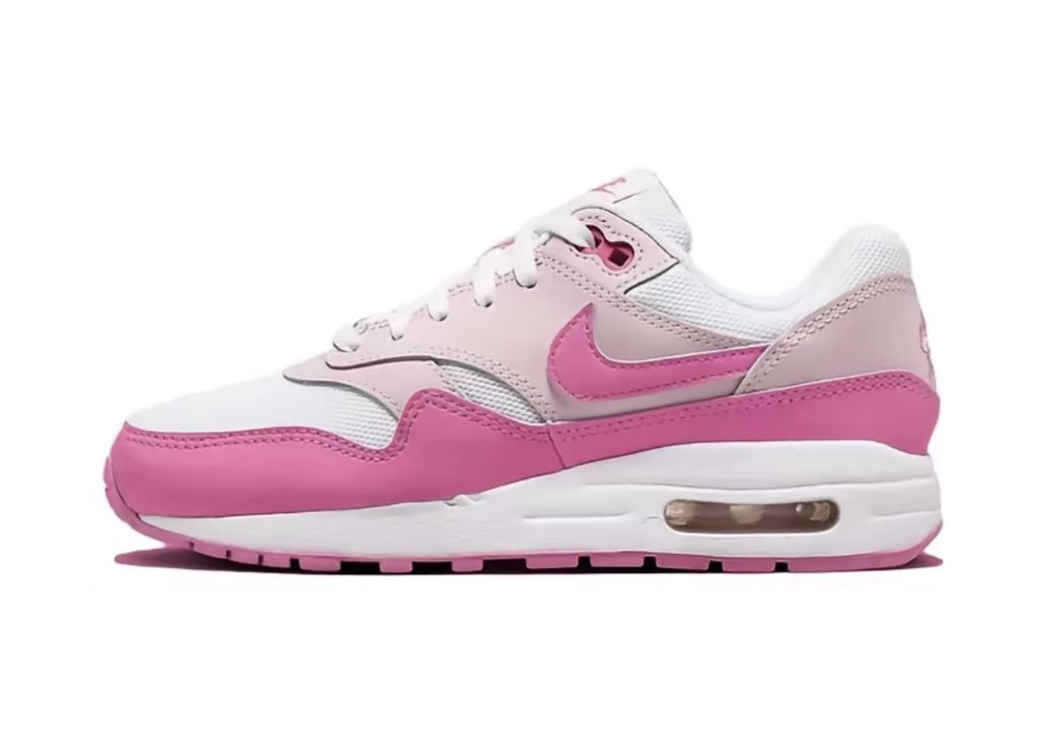 Nike 7Y (Women’s 8.5) NEW