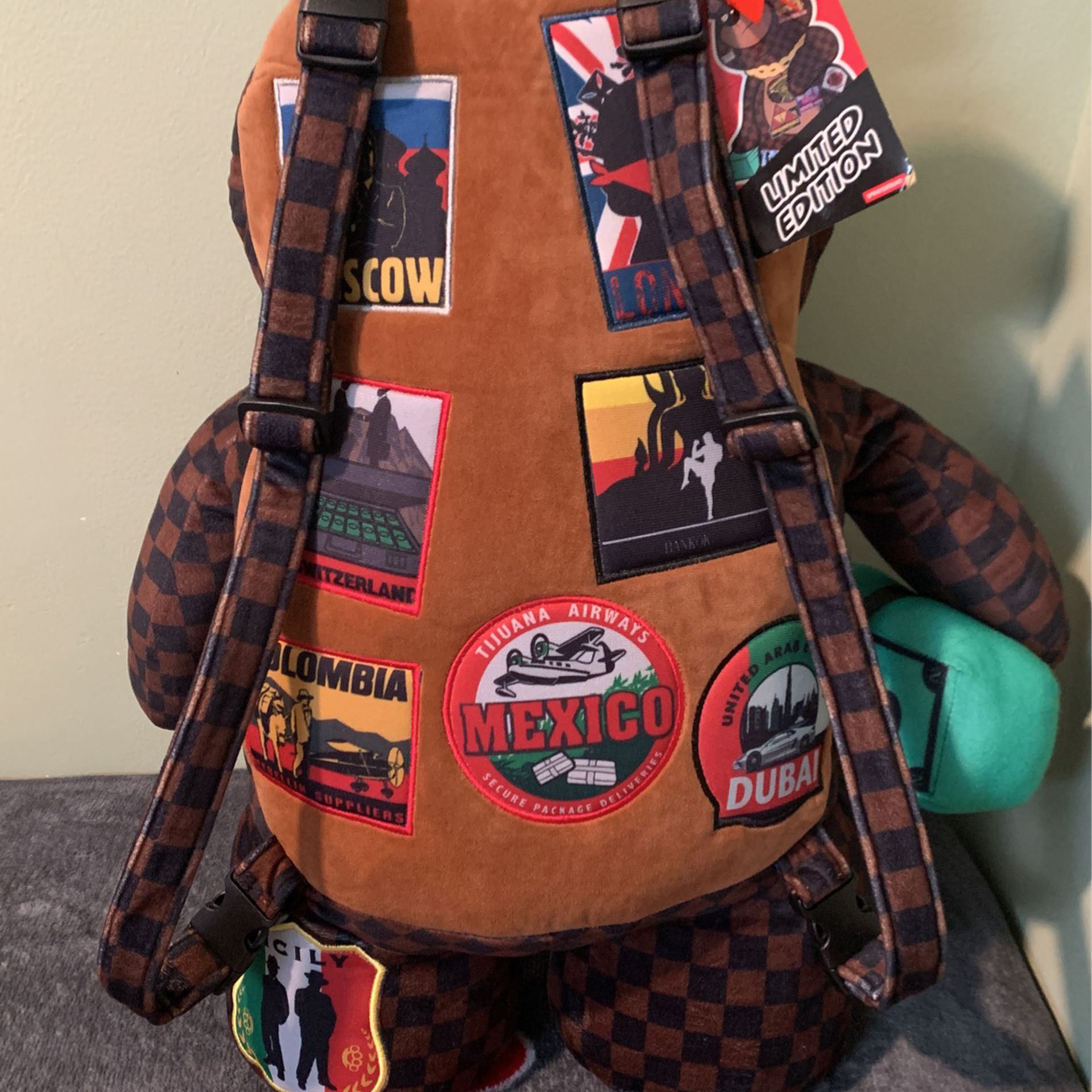 Sprayground Teddy Bear Backpack for Sale in Phoenix, AZ - OfferUp