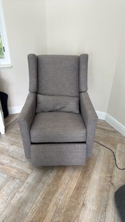 Sofa chair with motor and USB charger