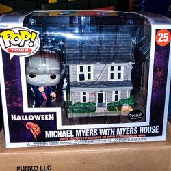 Funko POP! Town: Michael Myers with House - Halloween 