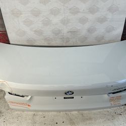 2019-2021 BMW 330i Sedan Trunk Part Trk1008
