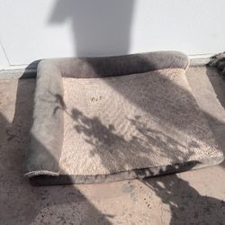 XL Dog Bed Used. Great For Rescue Dog. Needs A Wash Or Use As Is. Originally $60. Pick Up Only In Torrance 