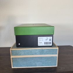 New Black Kate Spade Bow Heels size 5.5