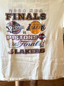 Lakers t shirt