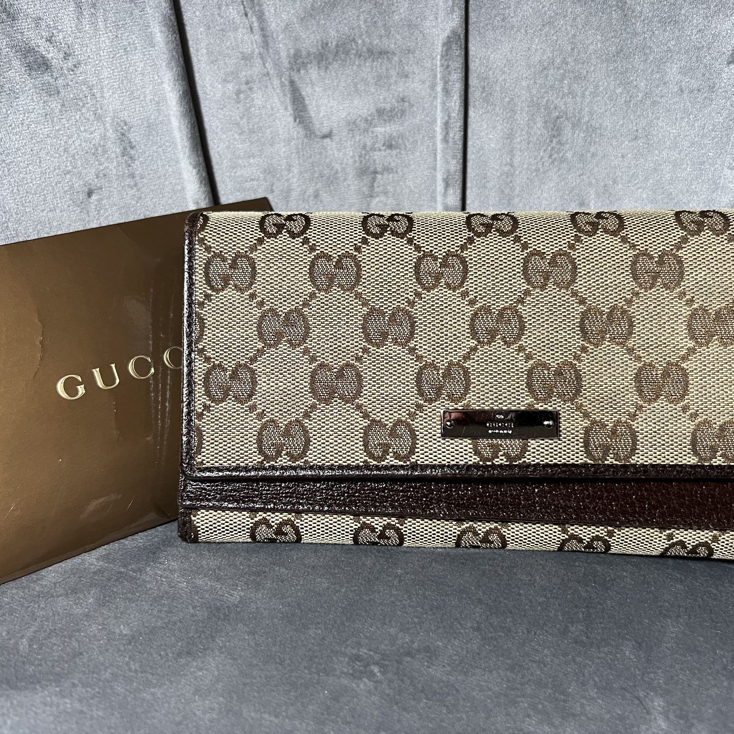 Gucci GG Continental Checkbook Wallet 