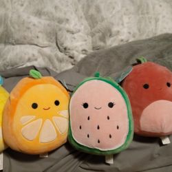 Squishamallow Fruit Bundle