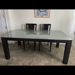Dinner Table 
