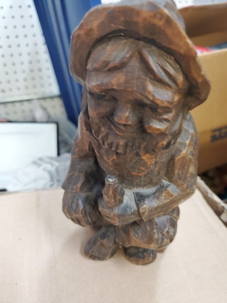 Wood Carved Vintage Wino