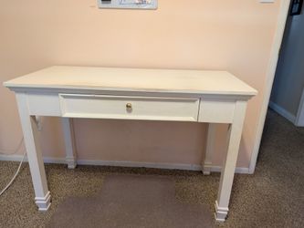 White Wood Desk with Single Drawer